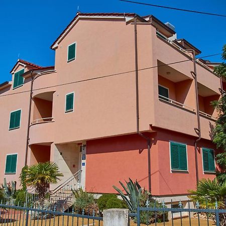 Pansion Hrga Hotel Vodice Eksteriør billede