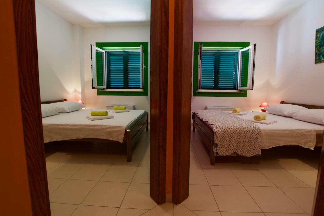 Pansion Hrga Hotel Vodice Eksteriør billede