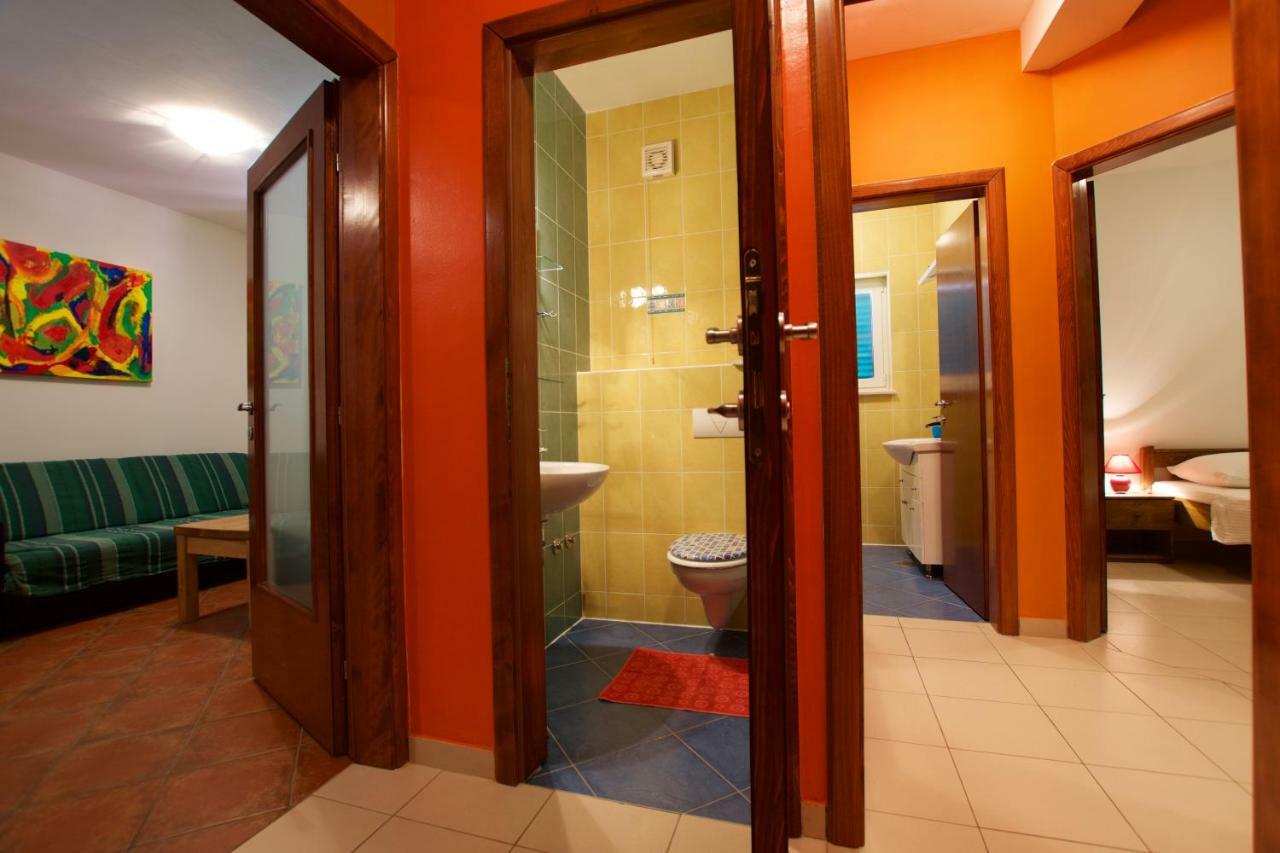 Pansion Hrga Hotel Vodice Eksteriør billede