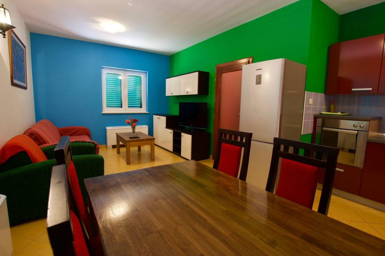 Pansion Hrga Hotel Vodice Eksteriør billede