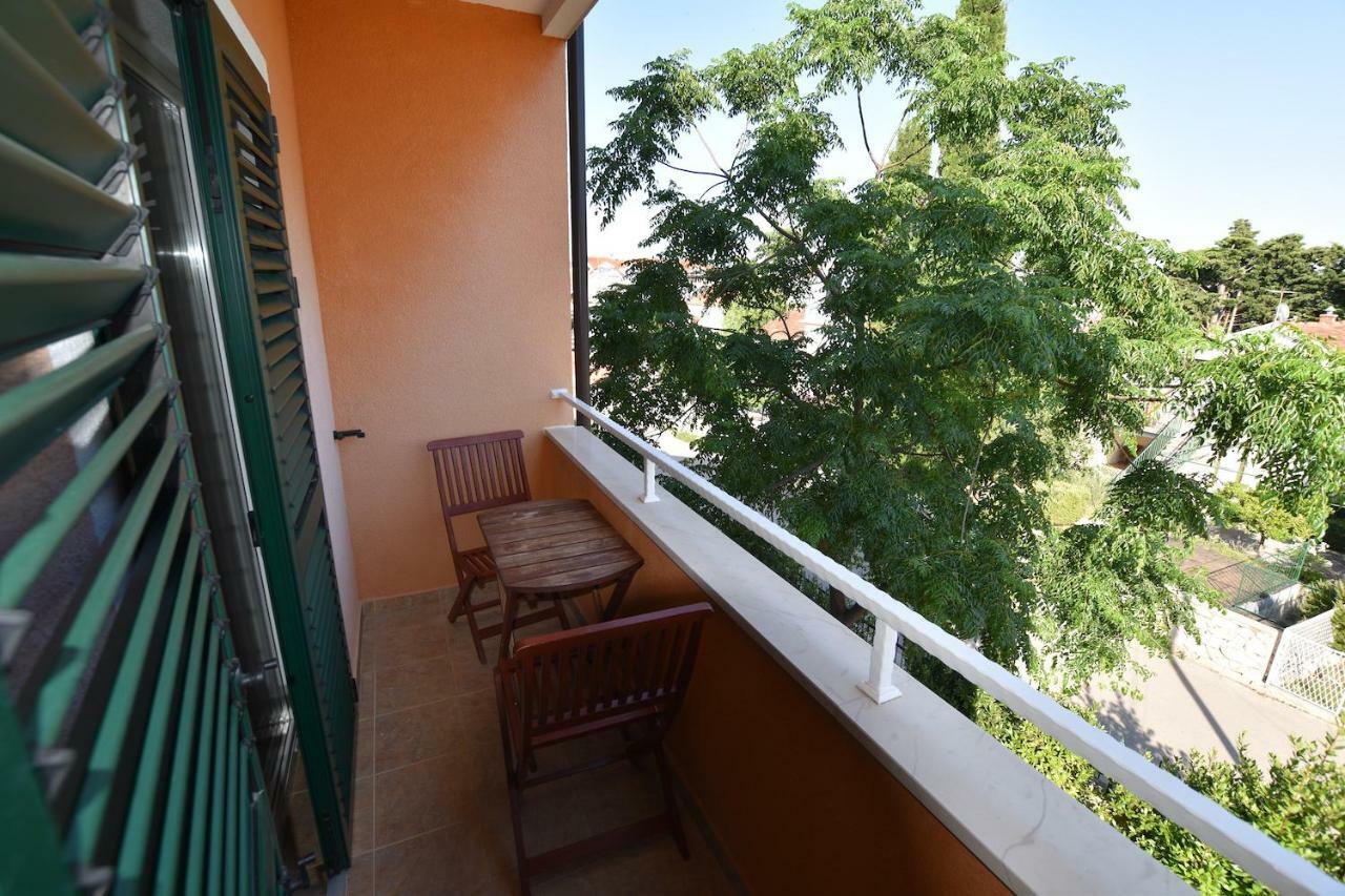 Pansion Hrga Hotel Vodice Eksteriør billede