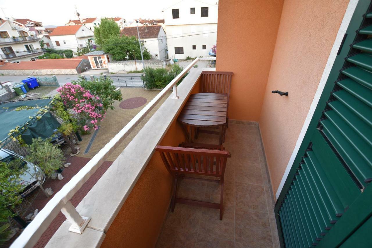 Pansion Hrga Hotel Vodice Eksteriør billede